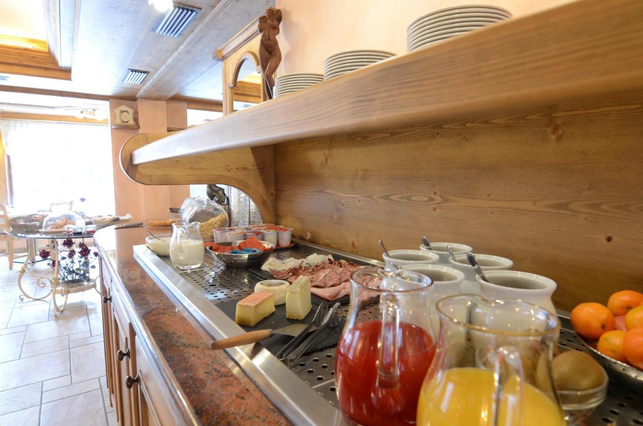 Albergo Alpenrose Livigno Extérieur photo