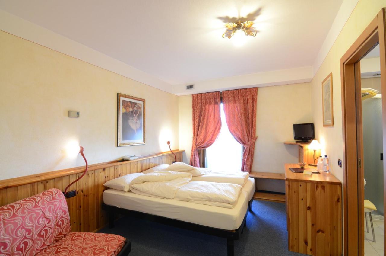 Albergo Alpenrose Livigno Extérieur photo