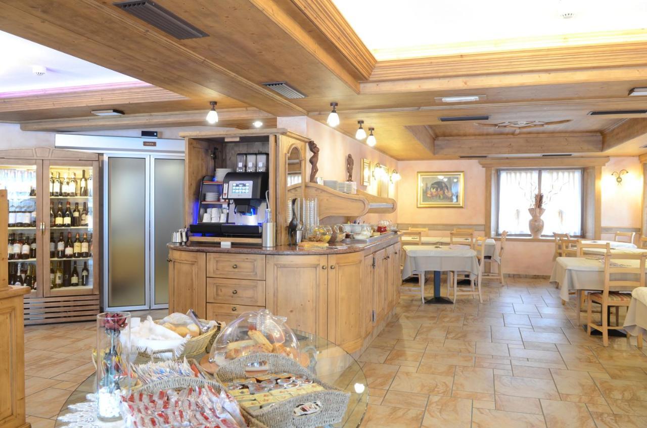 Albergo Alpenrose Livigno Extérieur photo