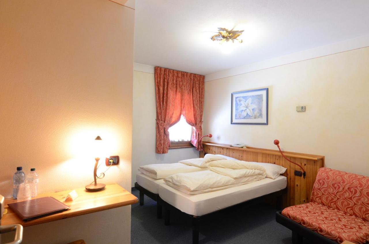 Albergo Alpenrose Livigno Extérieur photo
